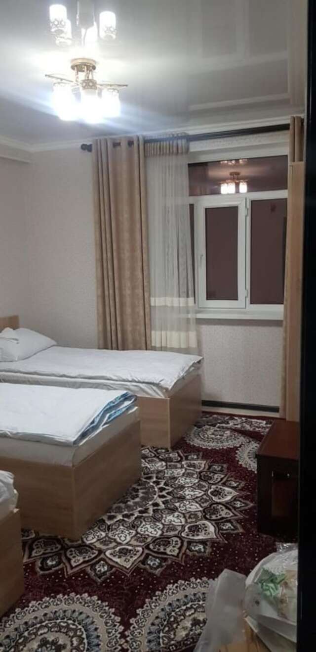 Отели типа «постель и завтрак» Alpina`s Hostel Ош-12